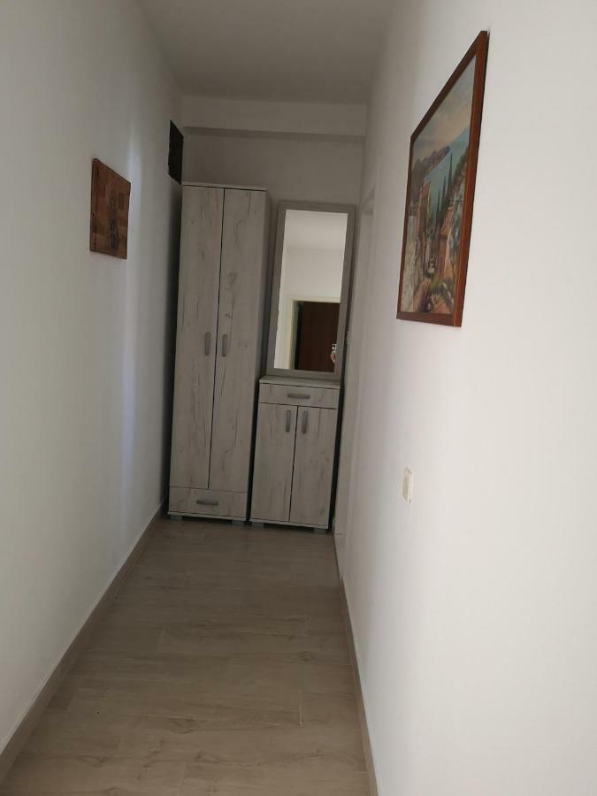 Apartments Milevcic Jelsa  Exterior foto